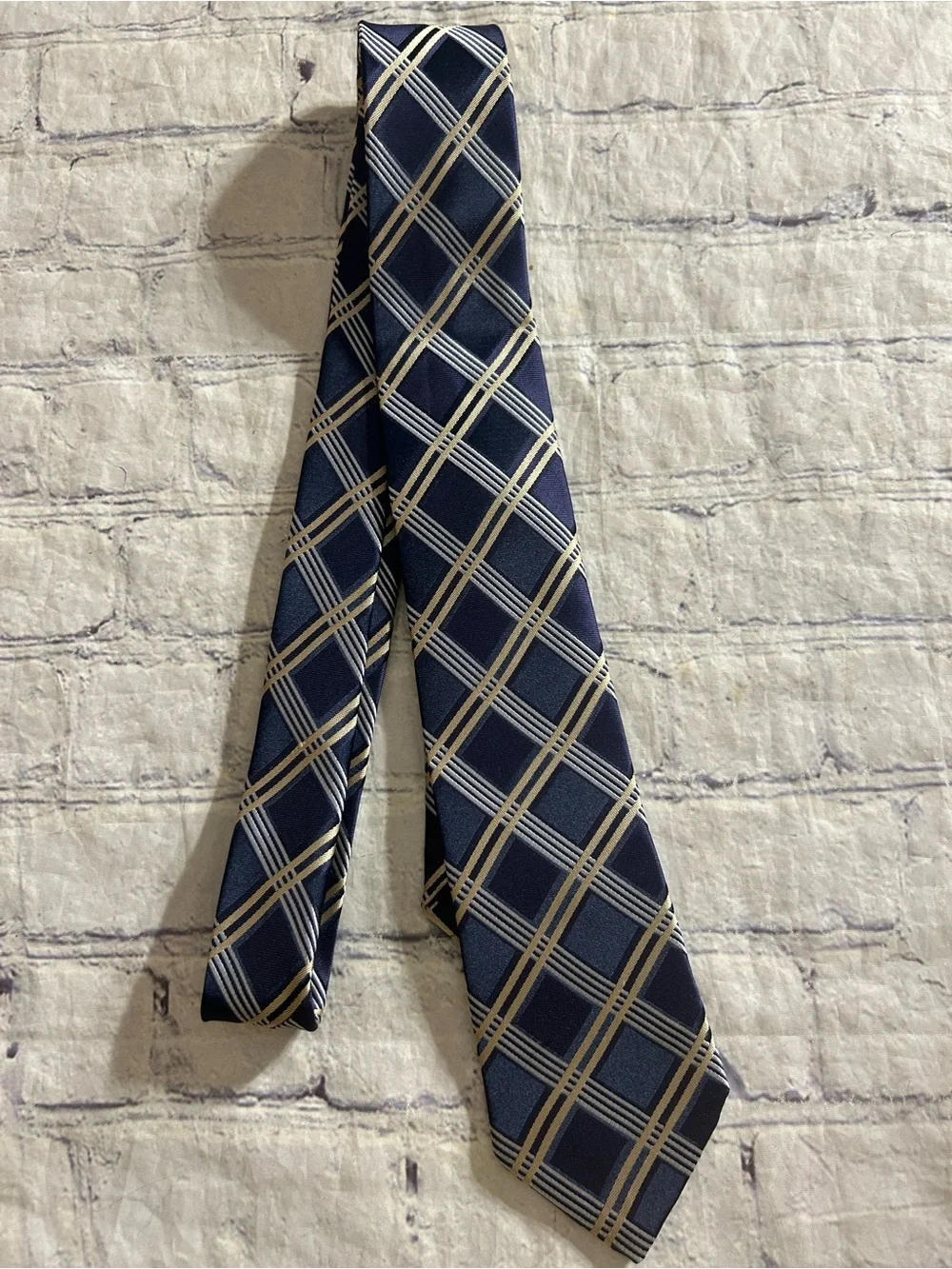 ADRIENNE VITTADINI NAVY BLUE,SILVER,GOLD PLAID PATTERN NECK TIE HAND MADE POLY